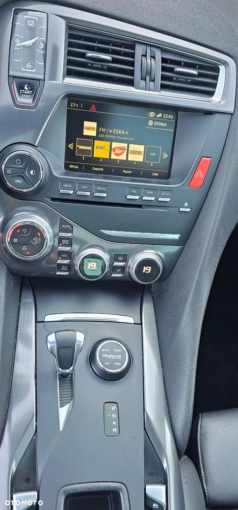 Citroën DS5 2.0 HDi Hybrid4 SportChic MCP - 23