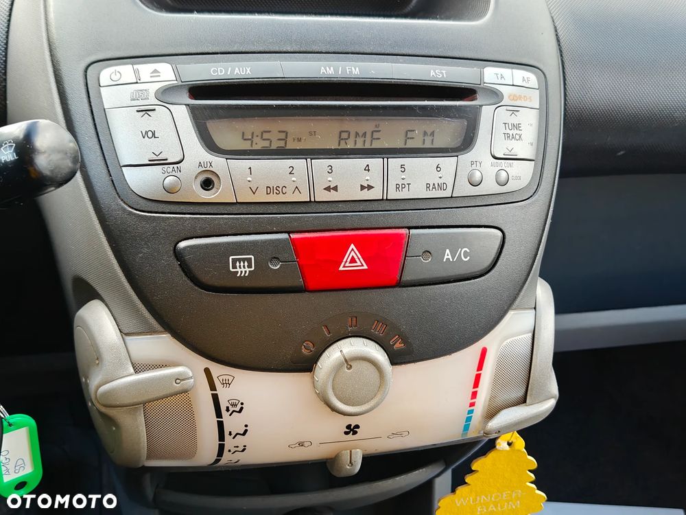 Toyota Aygo Cool - 17