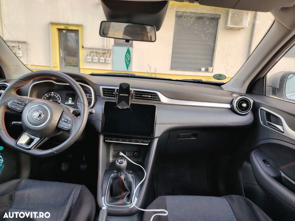 MG ZS 1.5 GSL 5MT Excite - 3