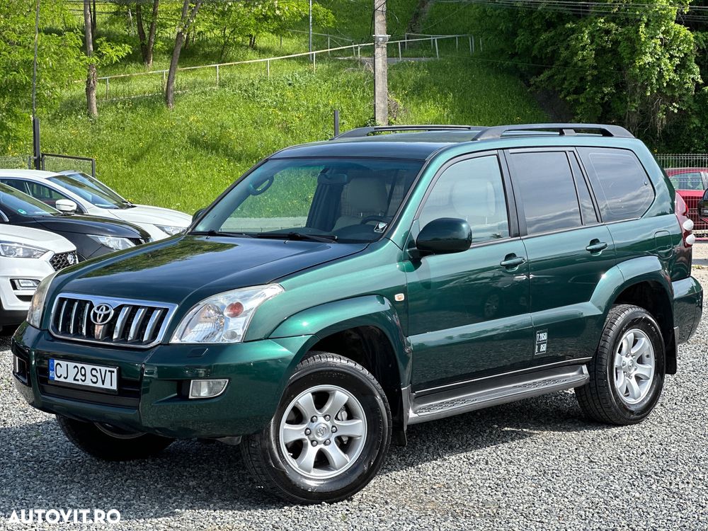Toyota Land Cruiser - 2