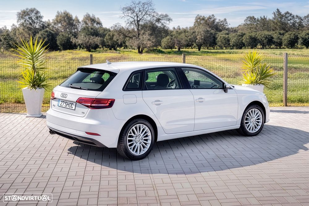 Audi A3 Sportback 1.6 TDI - 2