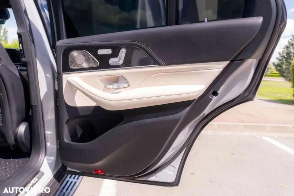 MERCEDES-BENZ GLE 2024 — imagine 32