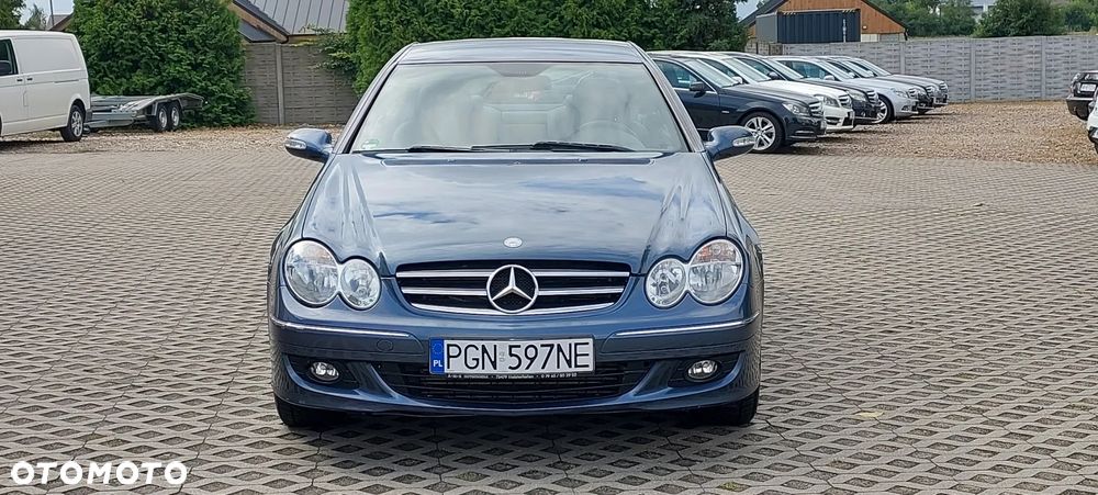 Mercedes-Benz CLK - 22