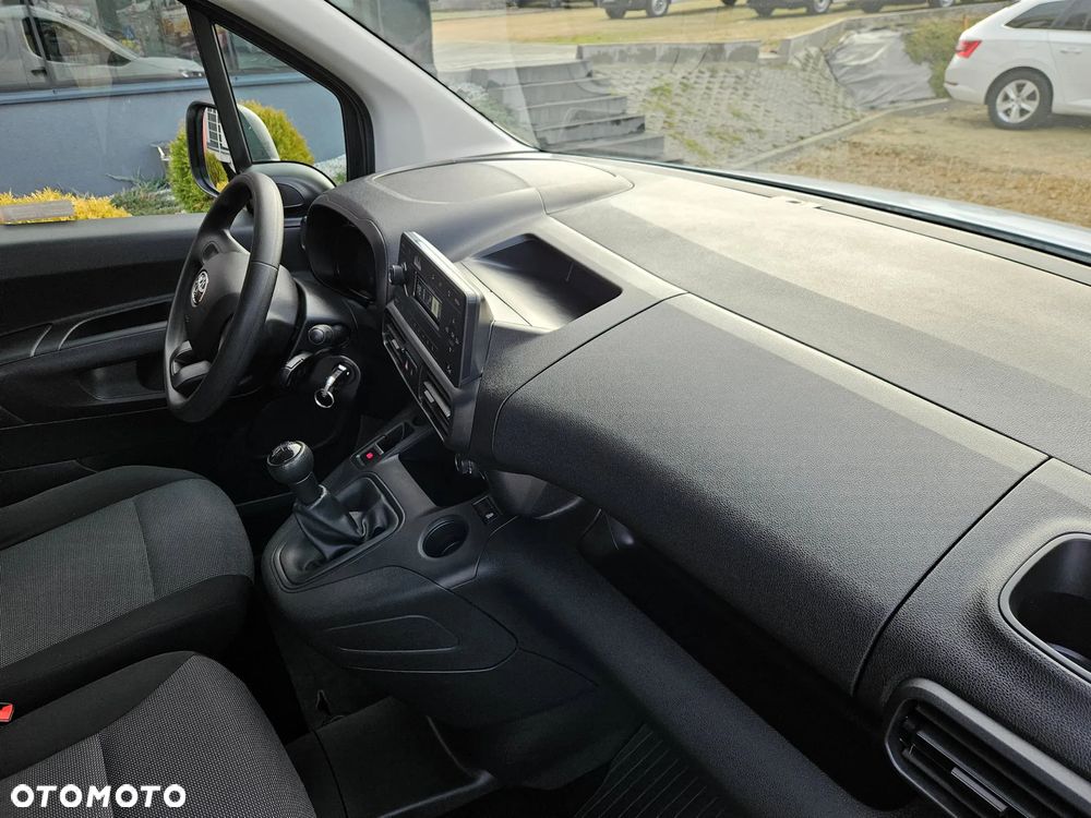 Toyota ProAce City 1.5D-4D 102KM - 14