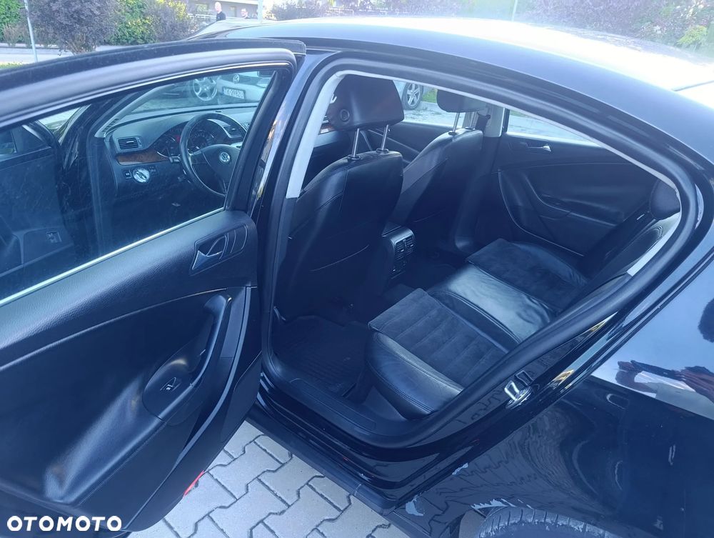 Volkswagen Passat 2.0 TDI Trendline - 8