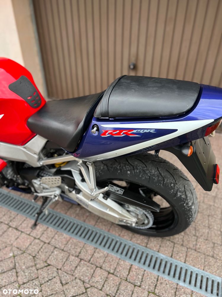 Honda CBR - 28