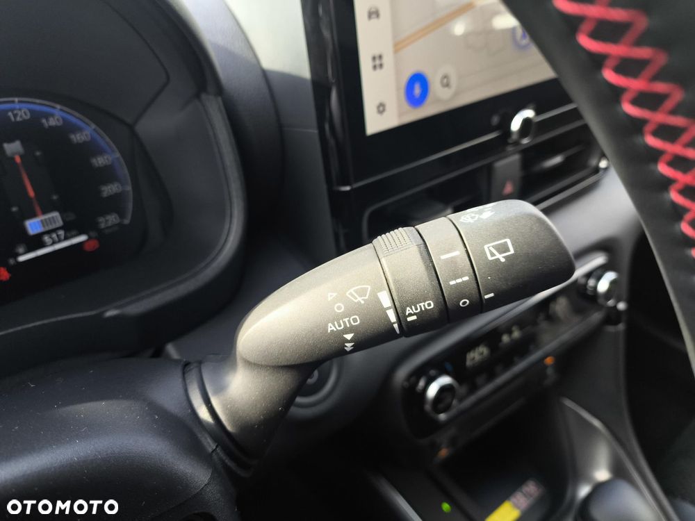 Toyota Yaris Hybrid 1.5 GR Sport - 27