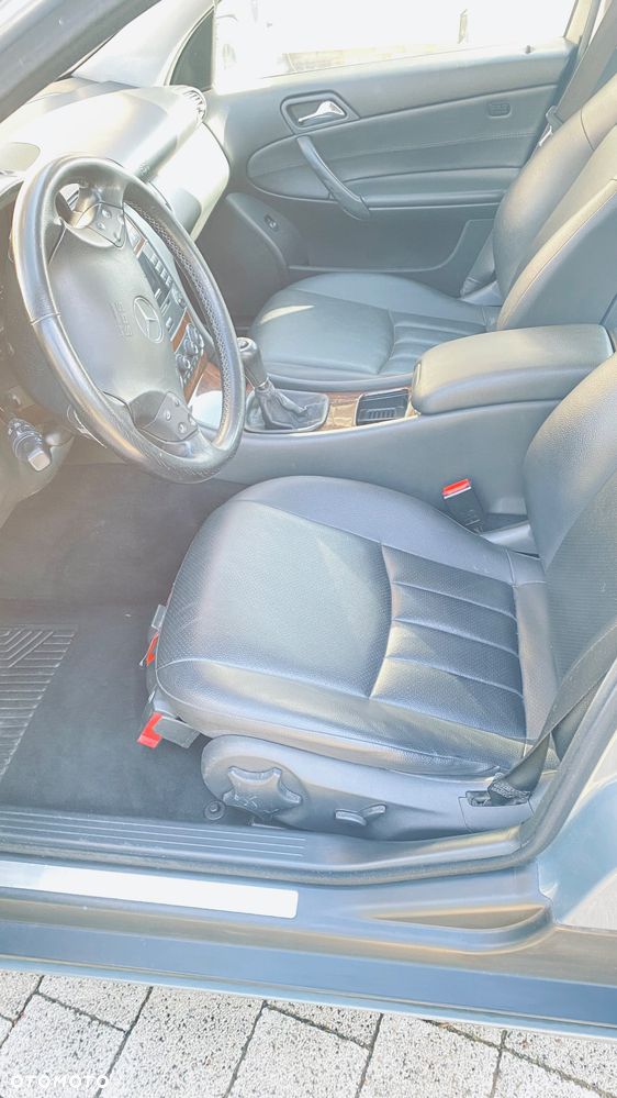 Mercedes-Benz Klasa C - 19