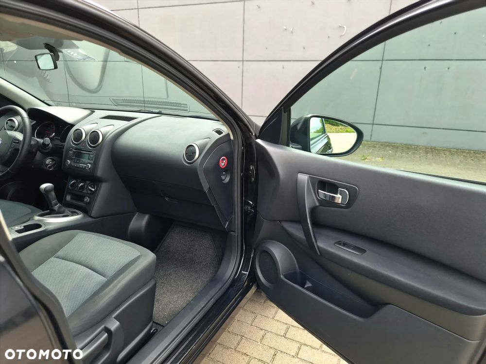 Nissan Qashqai - 22
