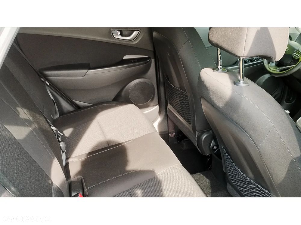 Hyundai Kona 1.0 T-GDI Smart DCT - 16