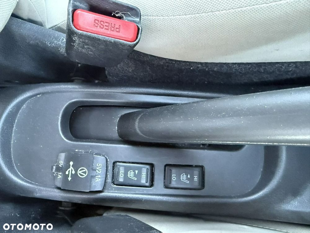 Nissan Micra 1.2 Tekna - 24