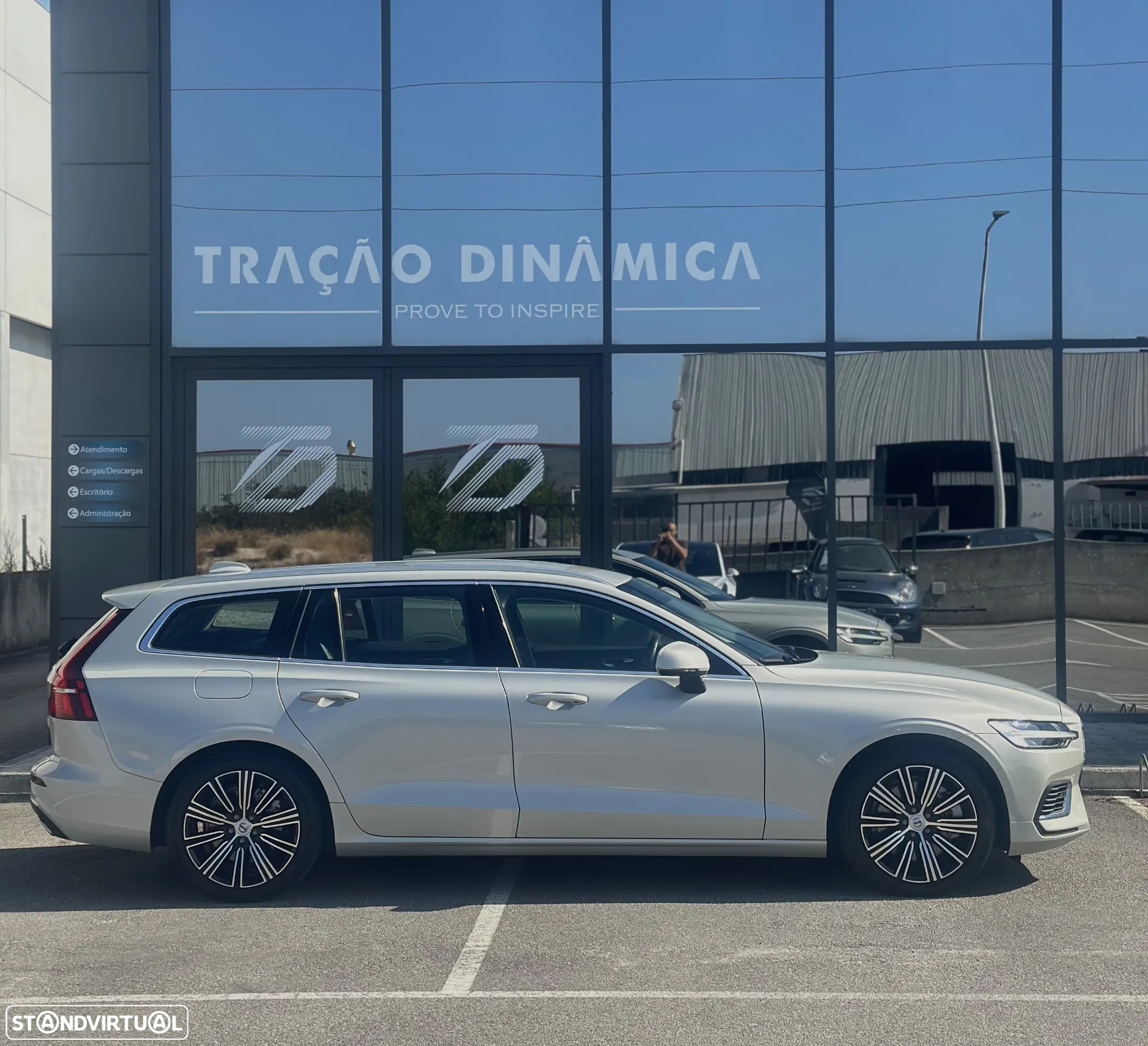 Volvo V60 2.0 T6 AWD TE Inscription Expression - 8