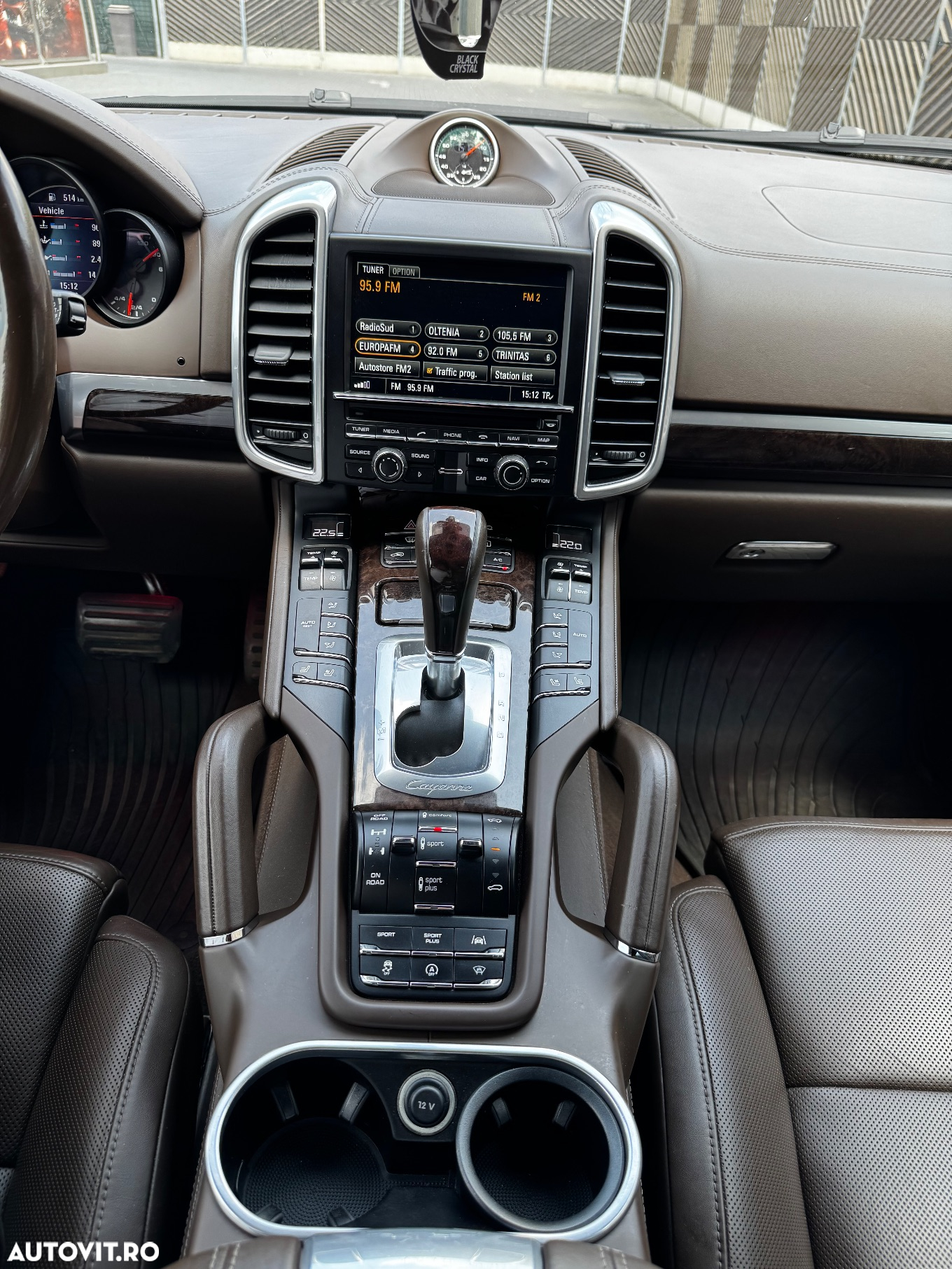 Porsche Cayenne 3.0 L - 16