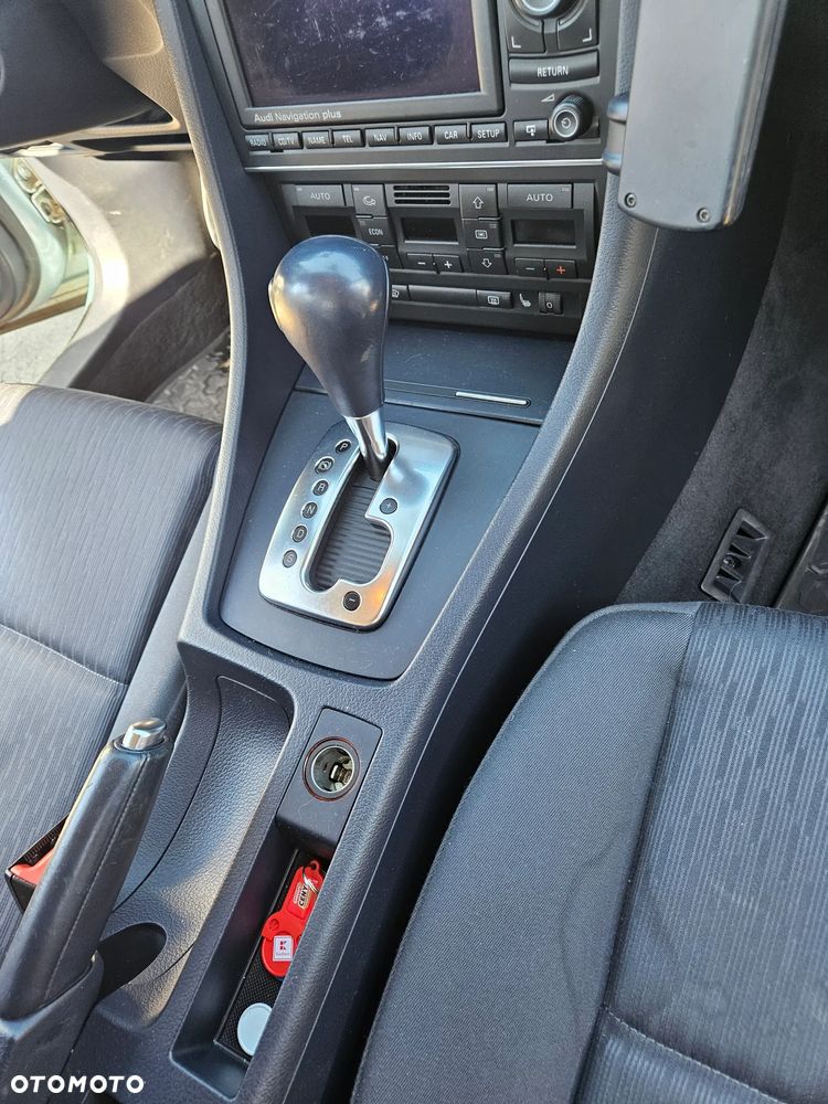 Audi A4 Avant 2.0 TDI Multitronic - 19