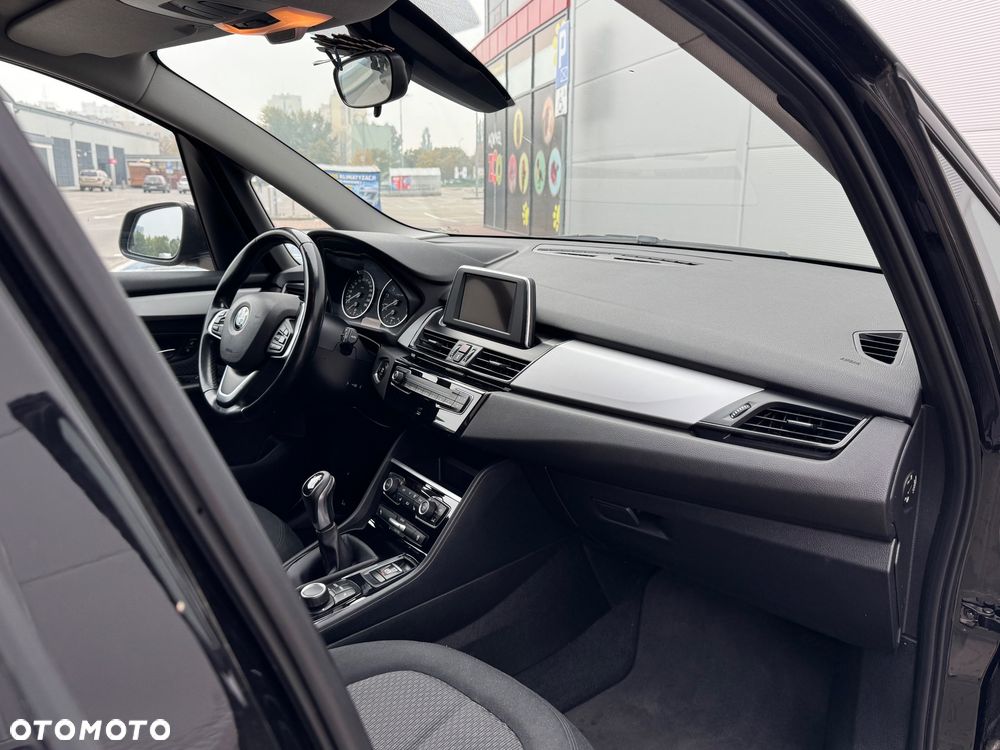 BMW Seria 2 - 16