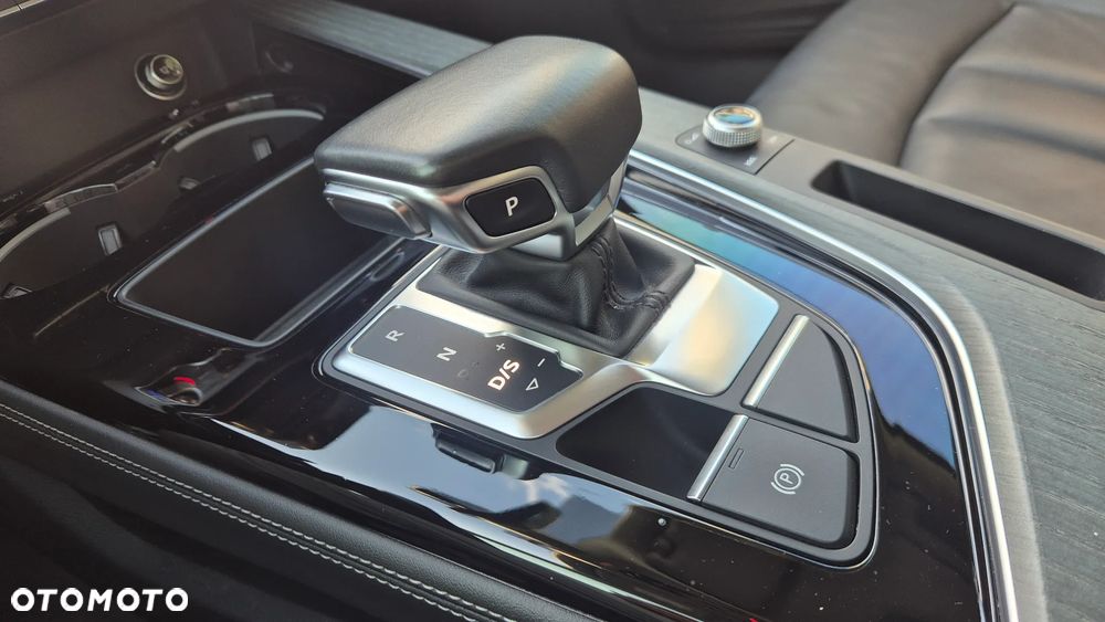 Audi A4 Limousine 40 TFSI mHEV Advanced S tronic - 2