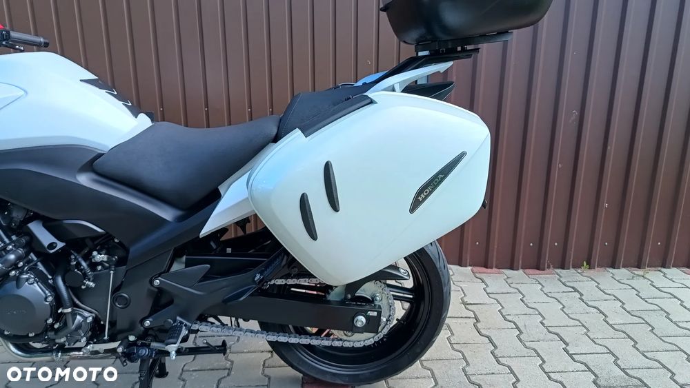 Honda CBF - 24