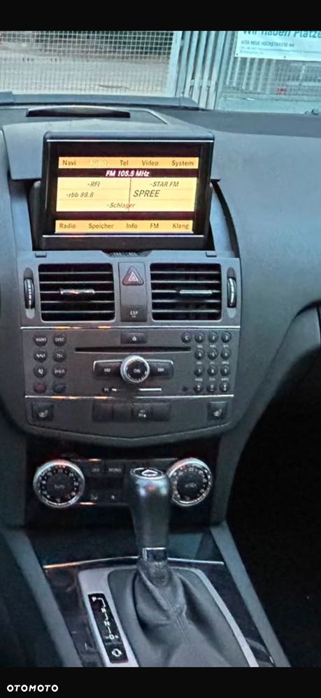Mercedes-Benz Klasa C 220 CDI DPF Automatik BlueEFFICIENCY Avantgarde - 20