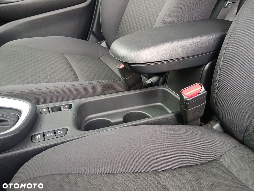Toyota Yaris Cross Hybrid 1.5 Comfort - 37