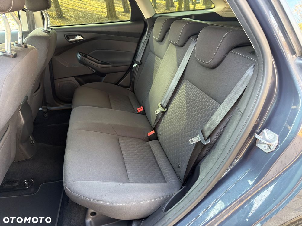 Ford Focus 1.6 TDCi DPF Trend - 10