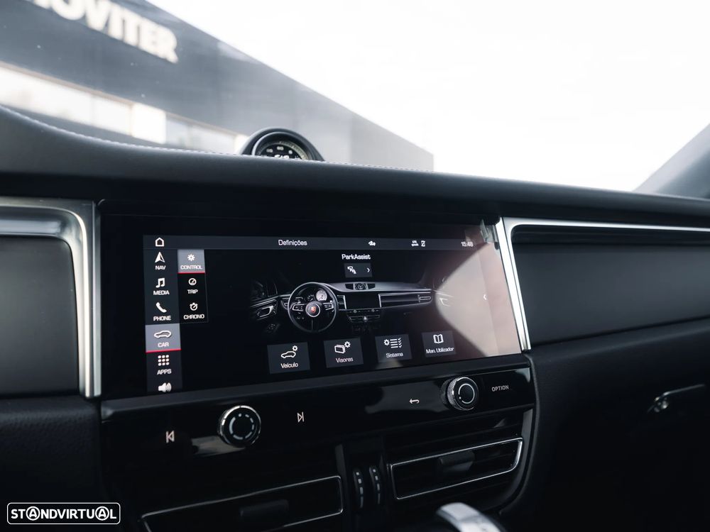 Porsche Macan T - 23