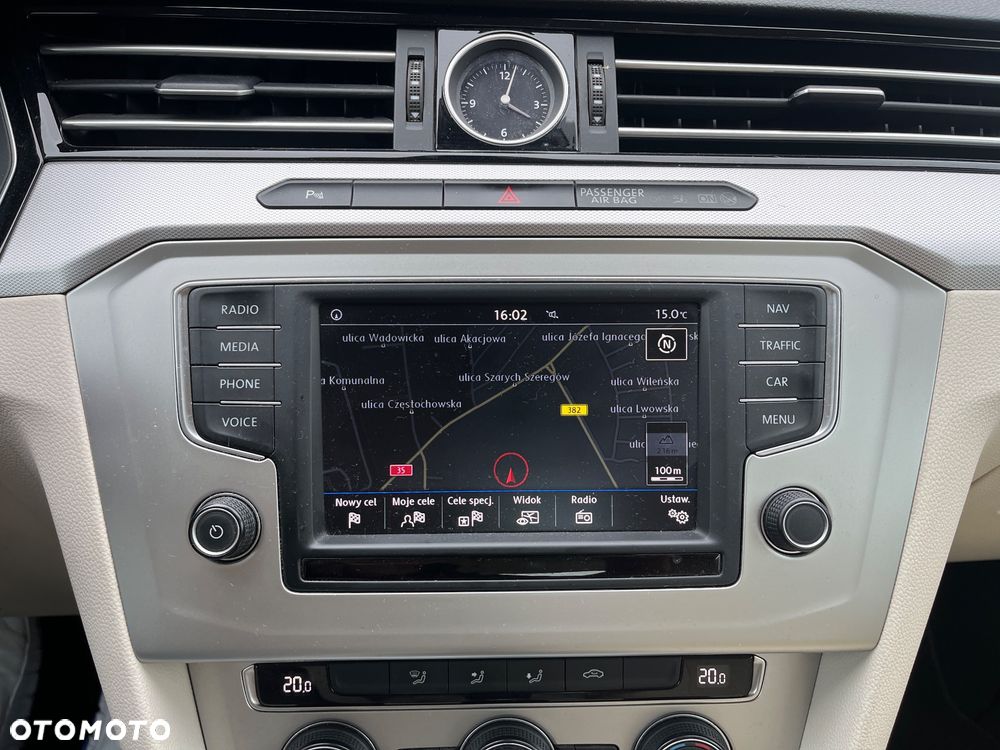 Volkswagen Passat 1.6 TDI BMT Comfortline - 20