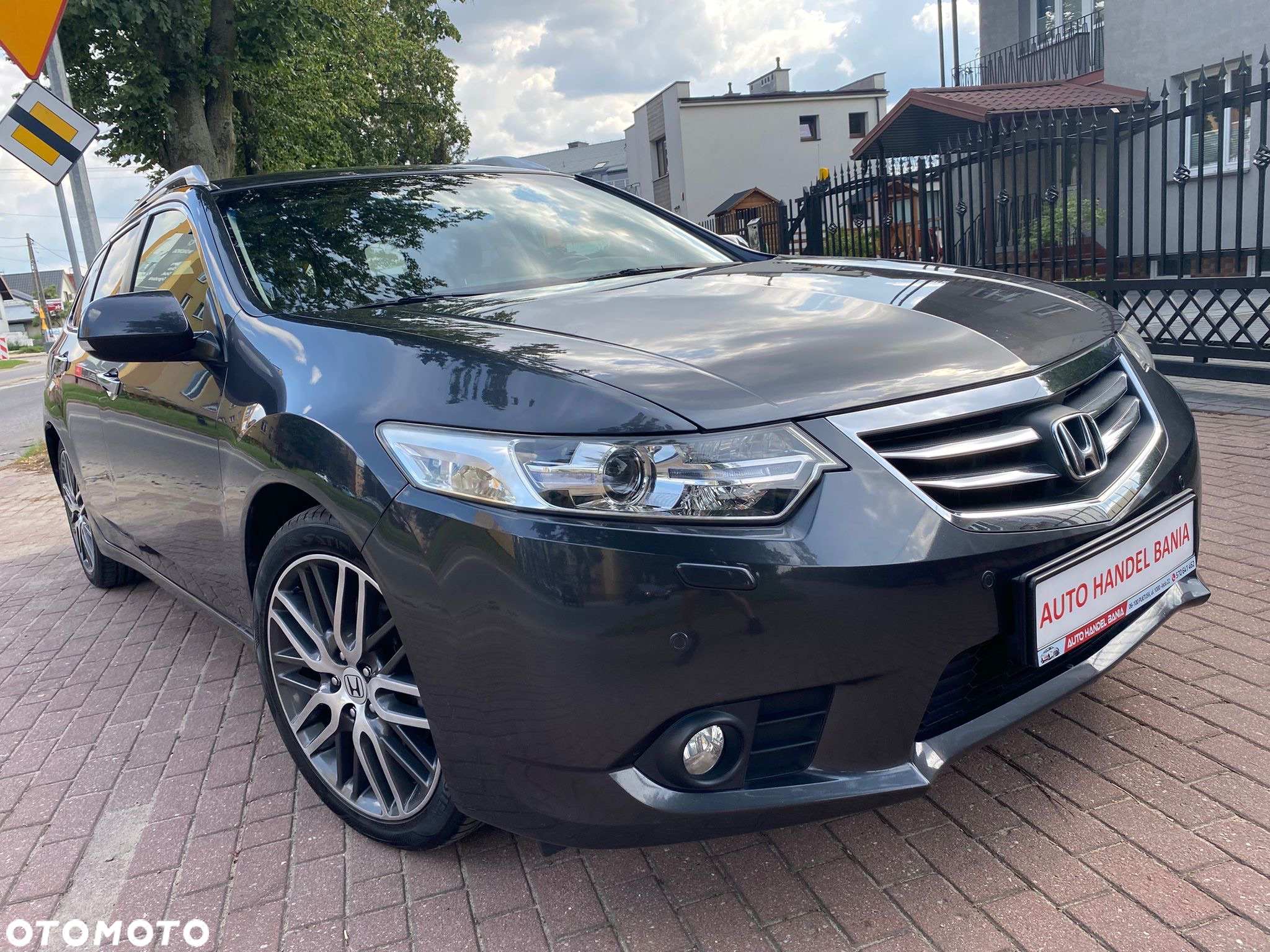 Honda Accord 2.0 Elegance - 27
