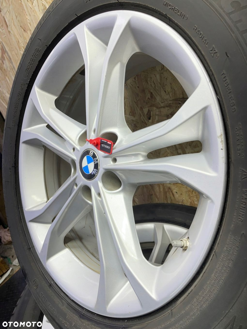 KOŁA FELGI BMW G01 G02 Z OPONAMI 688 6876918 MICHELIN PRIMACY R18 5X112 - 3