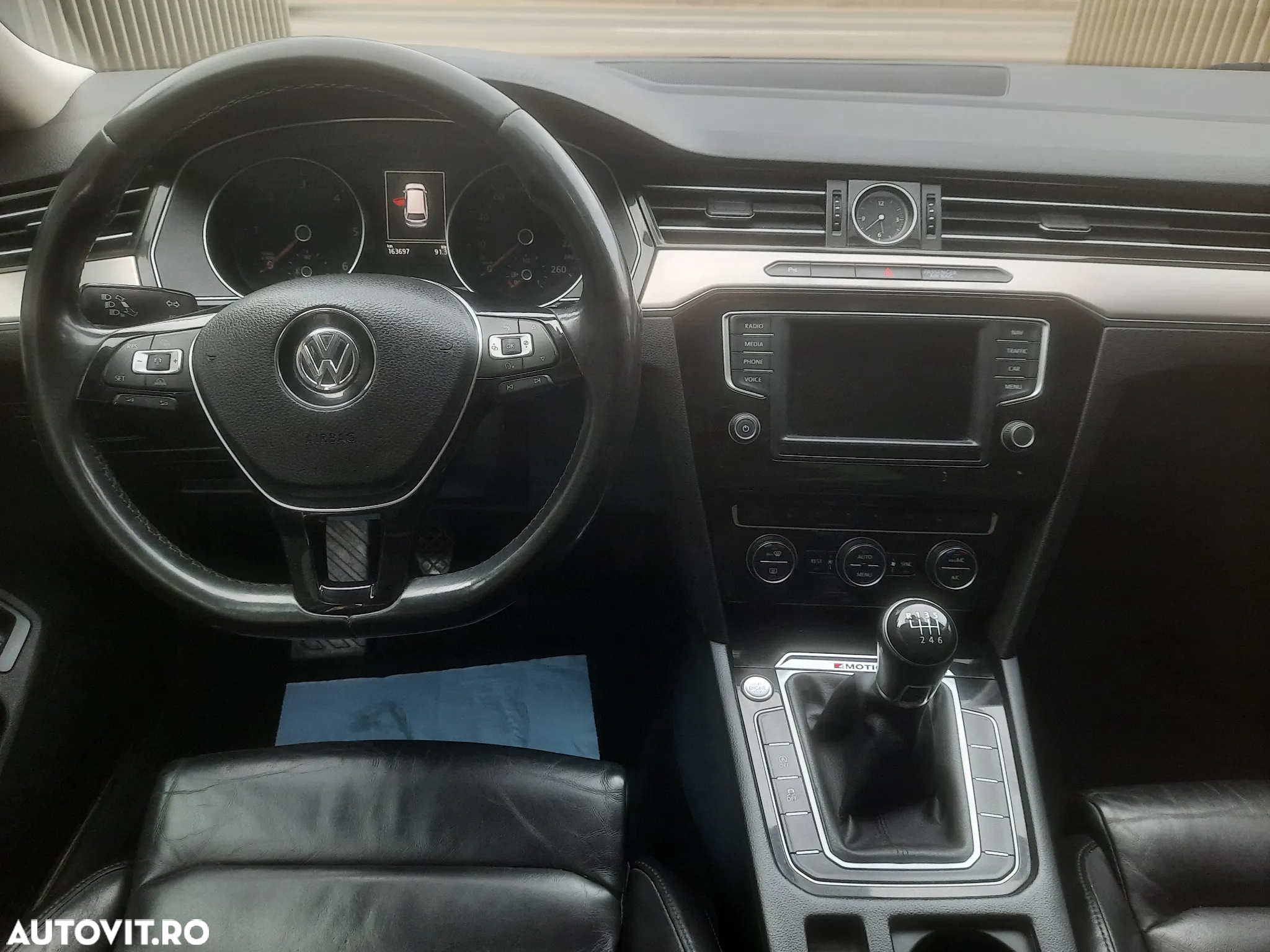 Volkswagen Passat Variant 2.0 TDI 4Motion Highline - 12