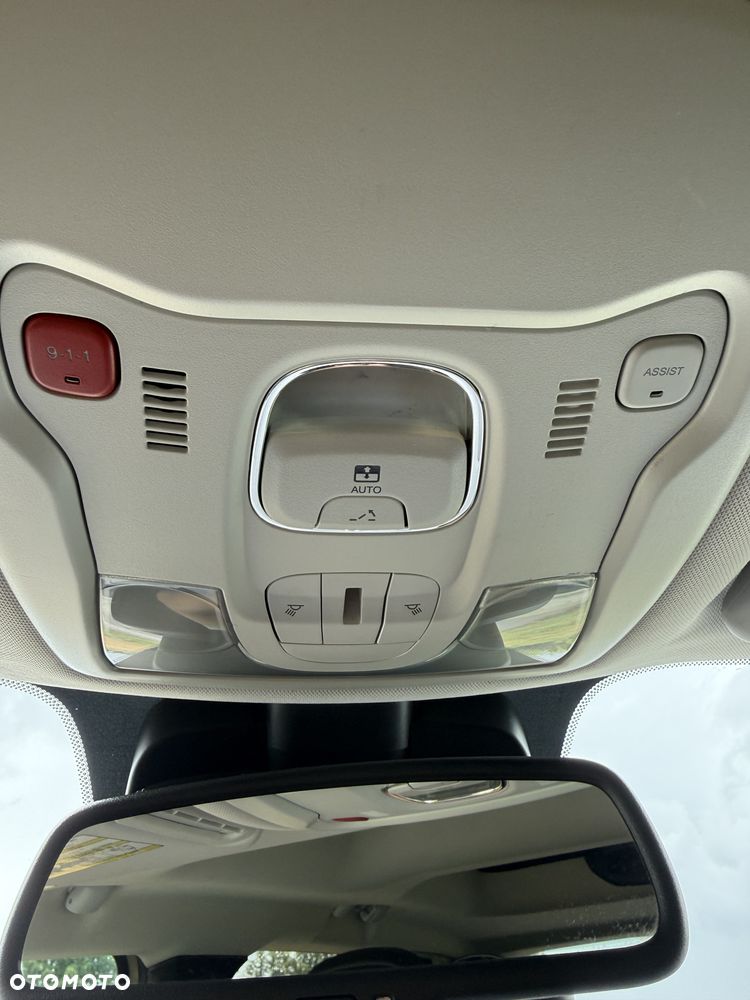 Jeep Renegade - 30