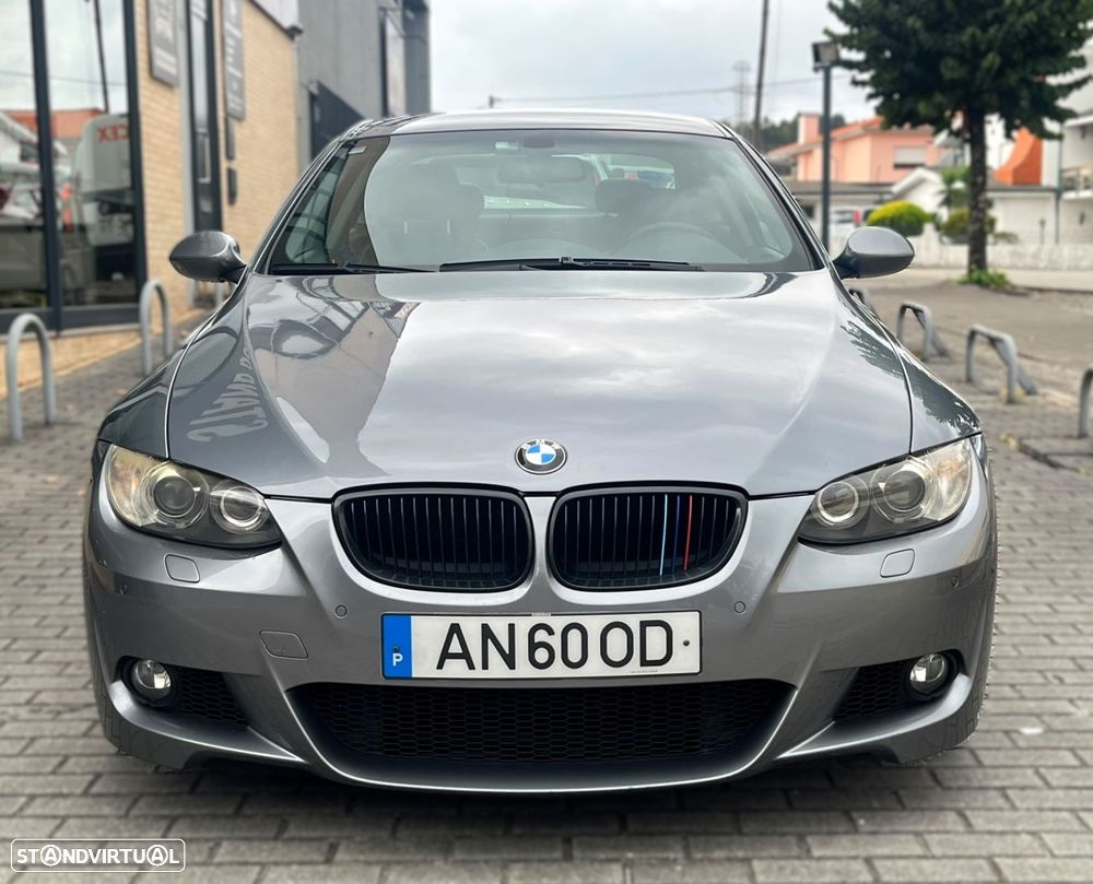 BMW 330 i - 8