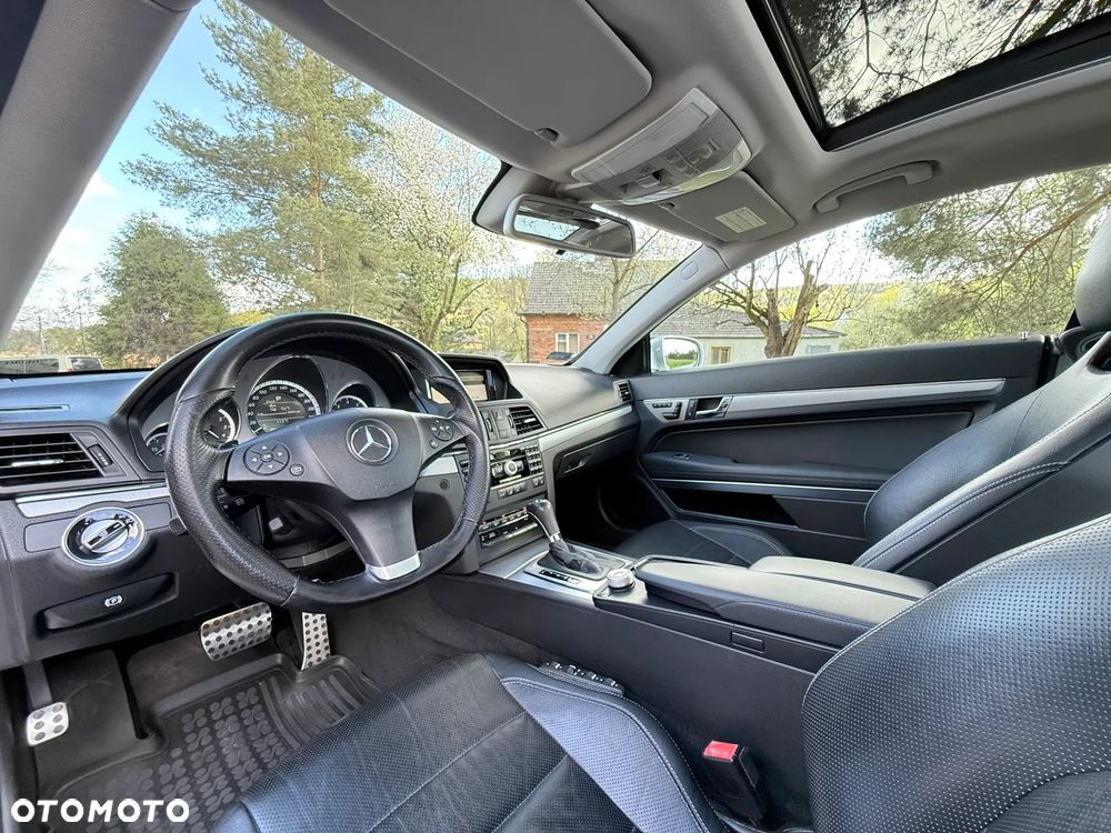 Mercedes-Benz Klasa E 350 CDI BlueEff - 17