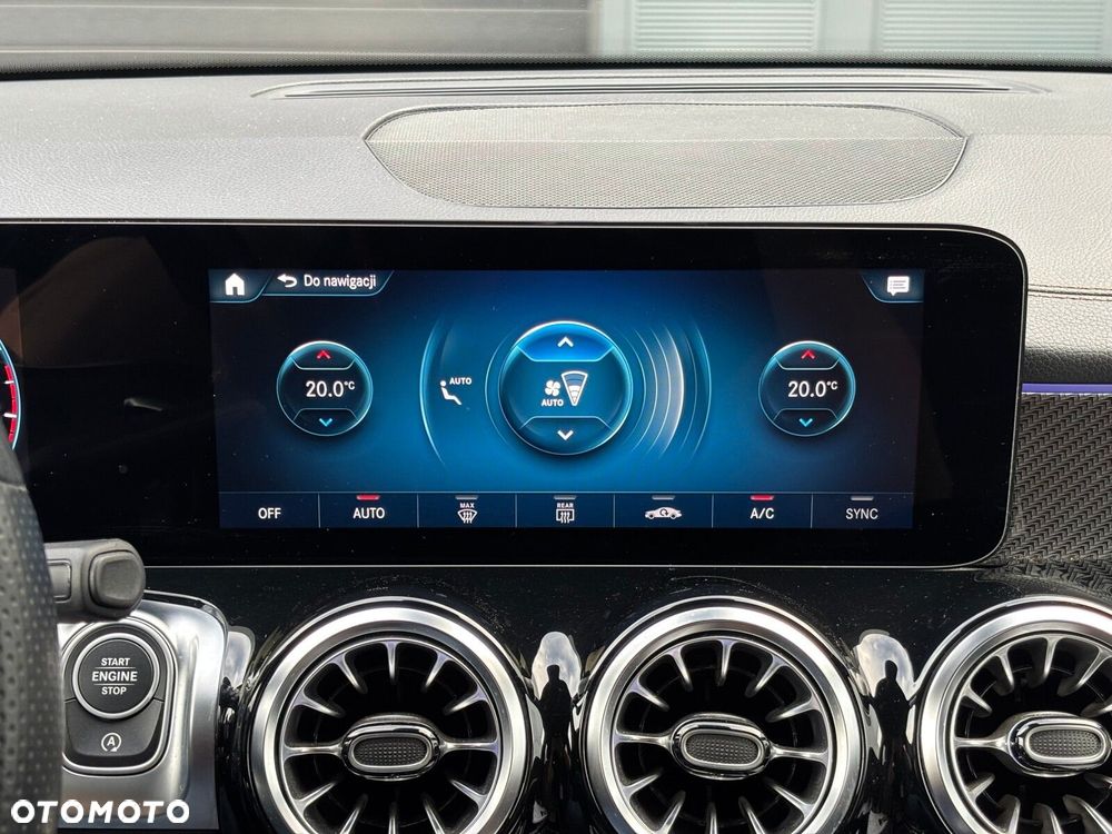 Mercedes-Benz GLB 200 AMG Line 7G-DCT - 26