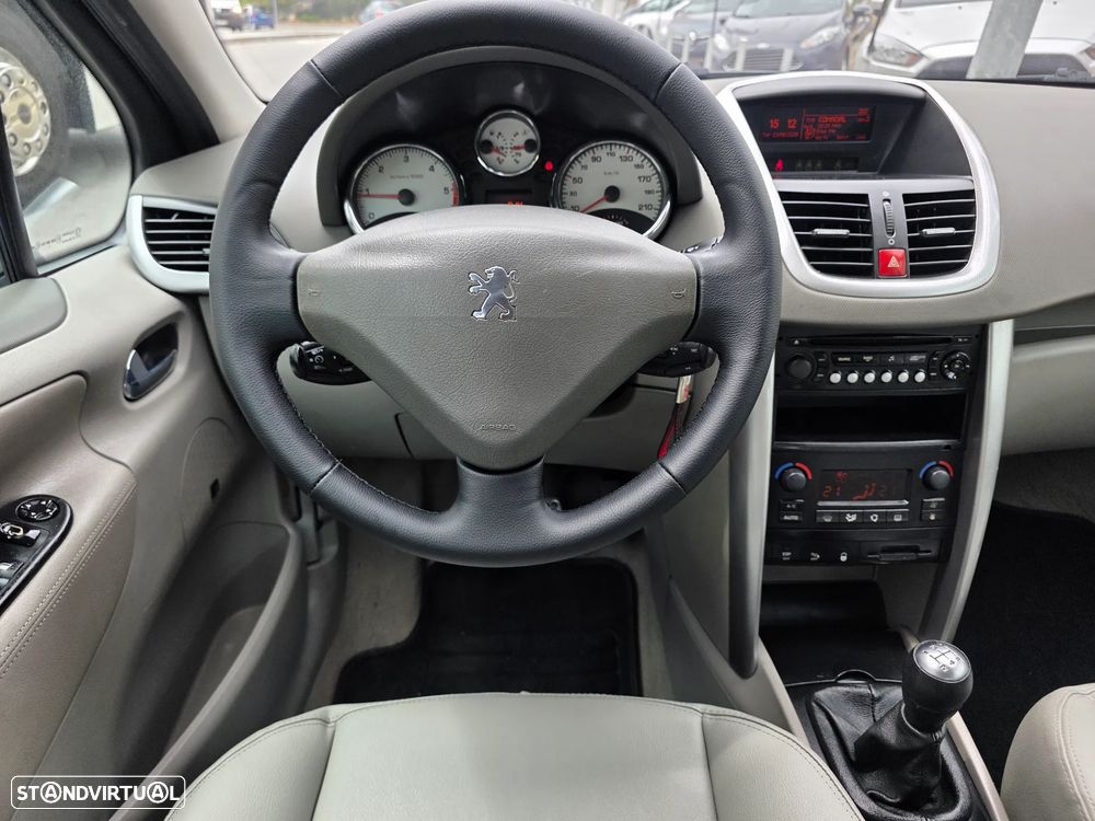 Peugeot 207 1.6 HDi Sport - 11