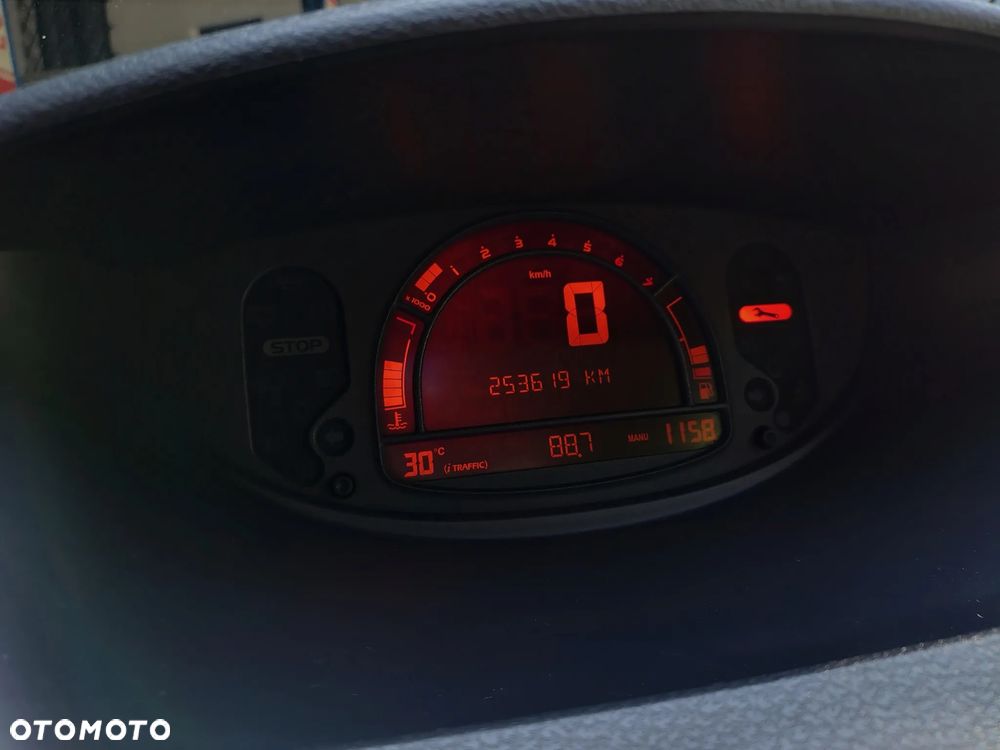 Renault Modus 1.6 Luxe Expression - 14