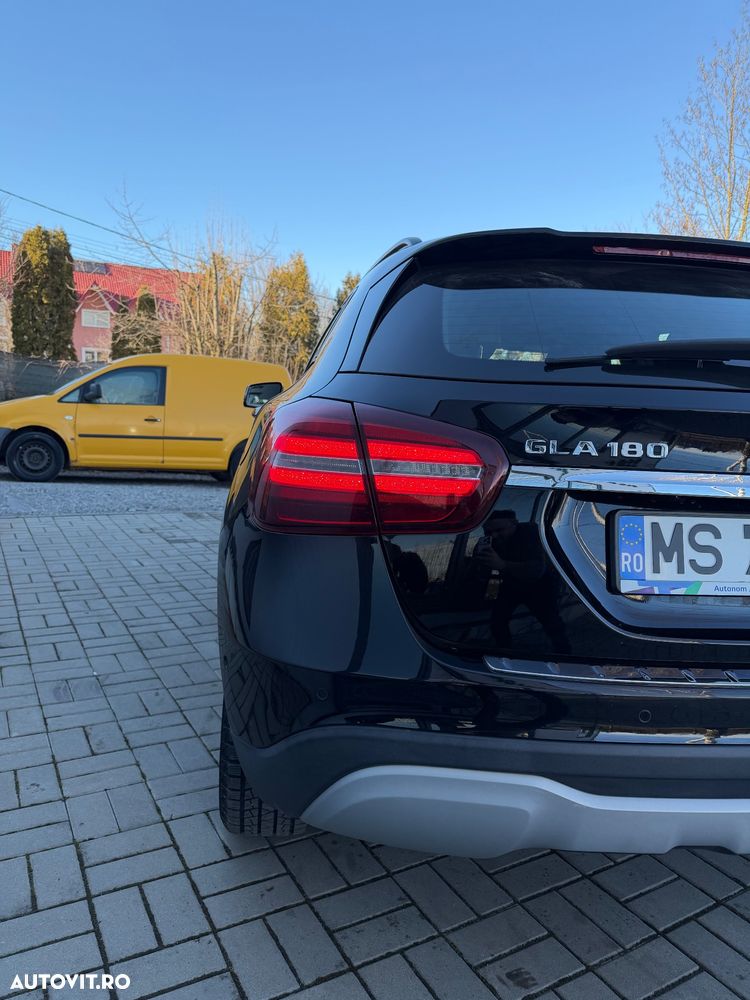 Mercedes-Benz GLA 180 7G-DCT Edition 1 - 5