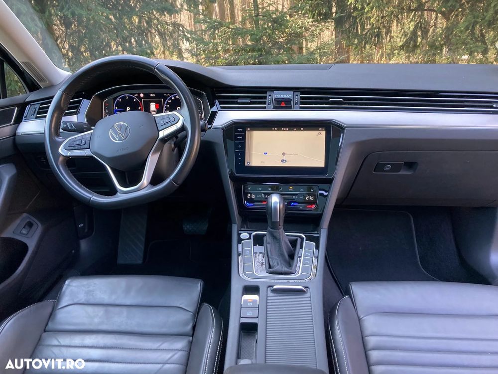 Volkswagen Passat 2.0 TDI SCR DSG Elegance - 5