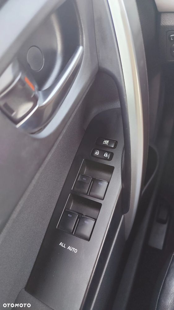 Toyota Auris - 15