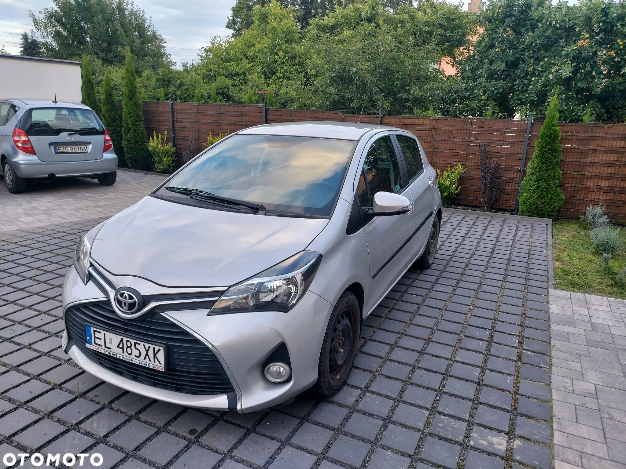 Toyota Yaris 1.33 Premium - 3