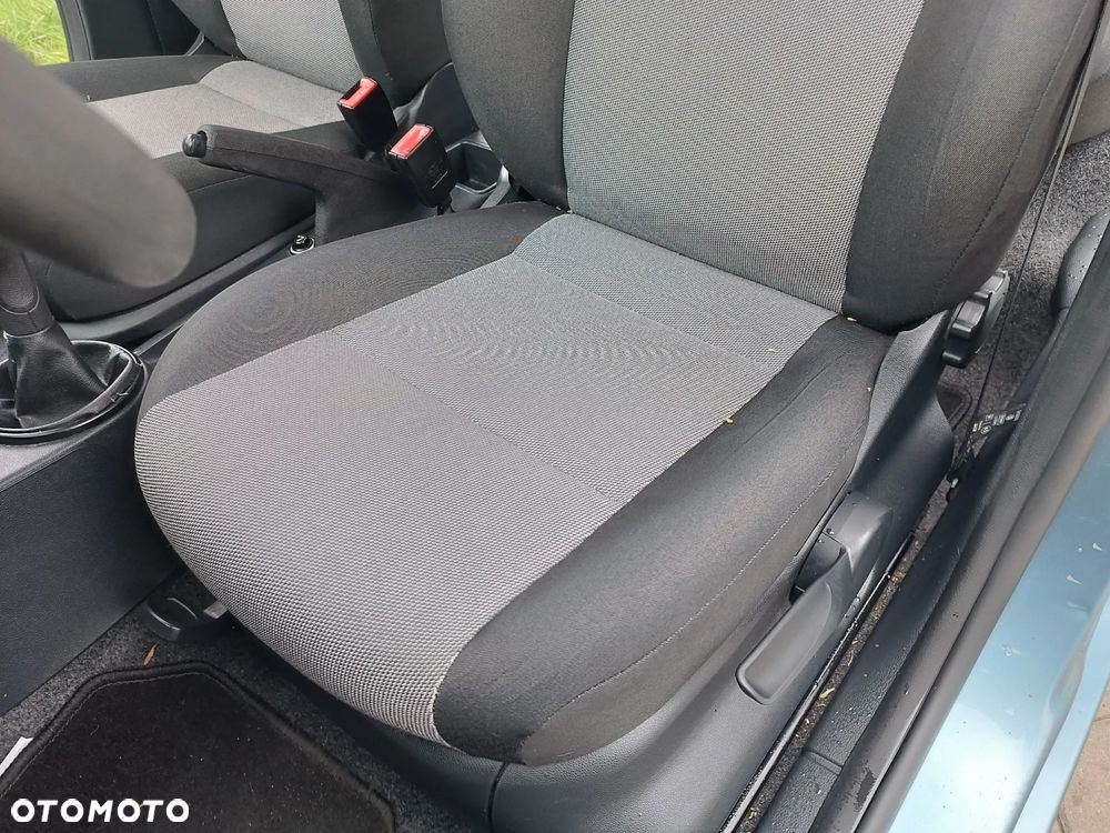 Skoda Fabia 1.2 HTP Classic - 9