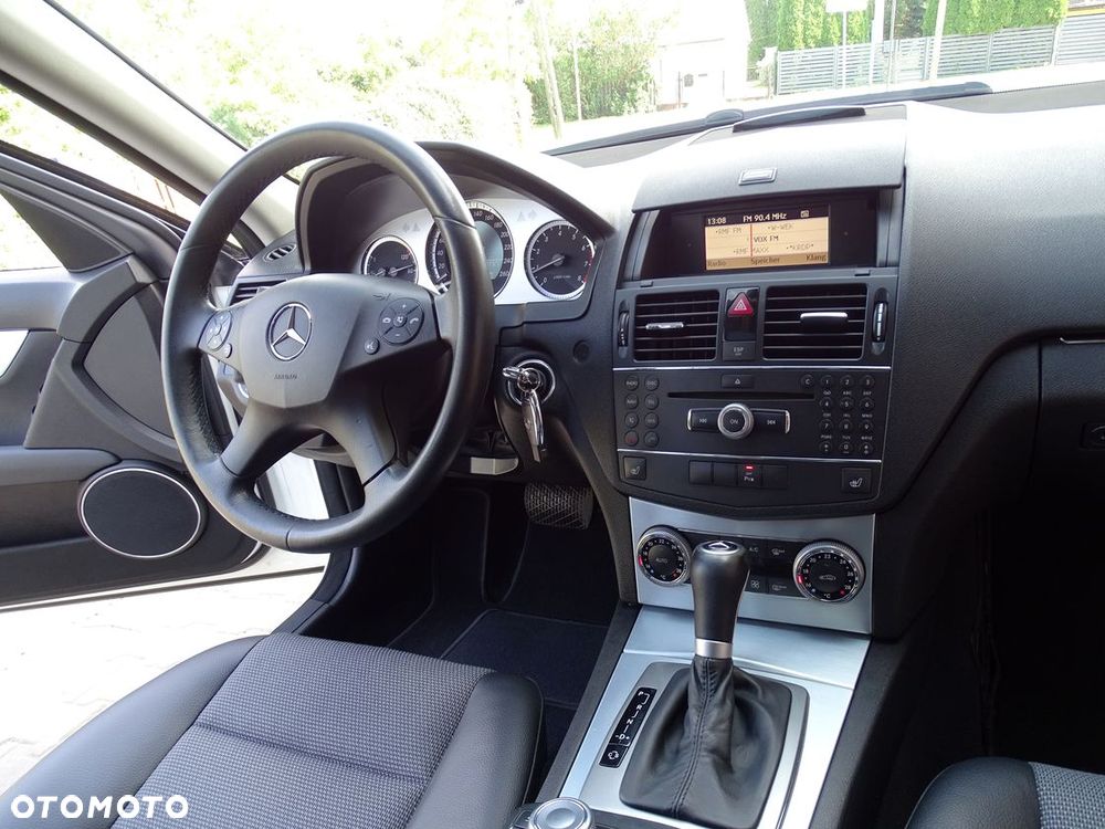 Mercedes-Benz Klasa C 180 Kompressor Automatik Avantgarde - 30