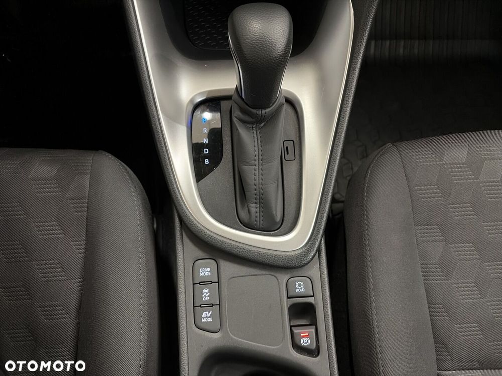 Toyota Yaris - 20