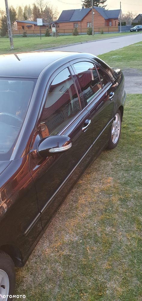 Mercedes-Benz Klasa C 270 CDI Elegance - 8