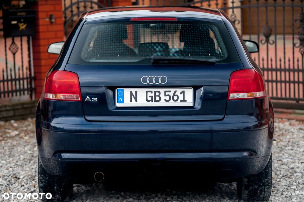 Audi A3 3-drzwiowe 1.6 Ambition - 5