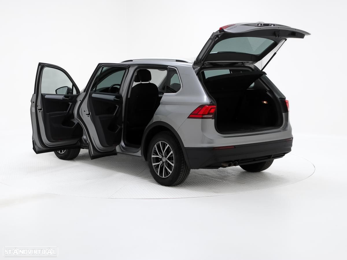 VW Tiguan 2.0 TDI Confortline - 5