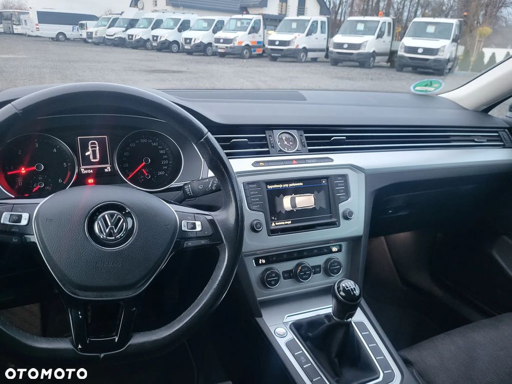 Volkswagen Passat Variant 2.0 TDI SCR Comfortline - 9