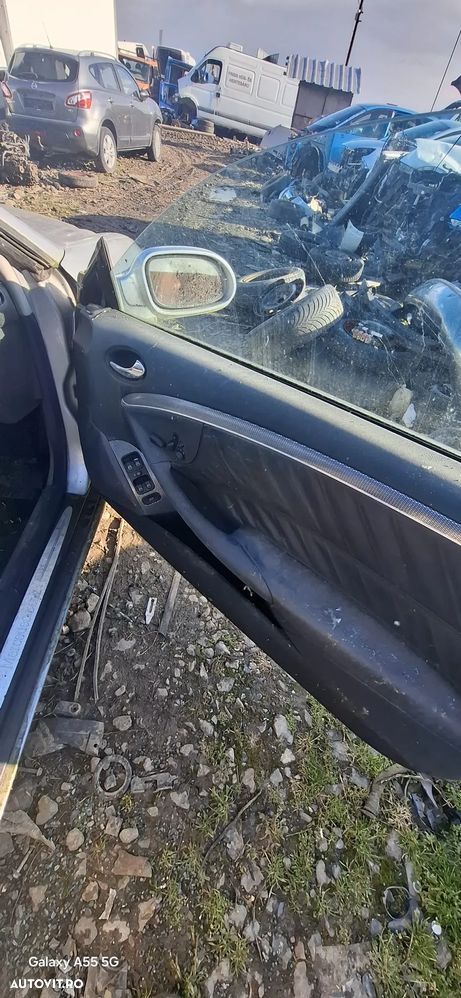 Dezmembrez Mercedes Benz CLK240 W209 C209 - 2