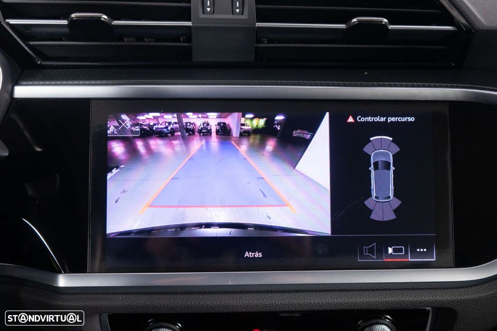 Audi Q3 45 TFSIe S tronic - 23