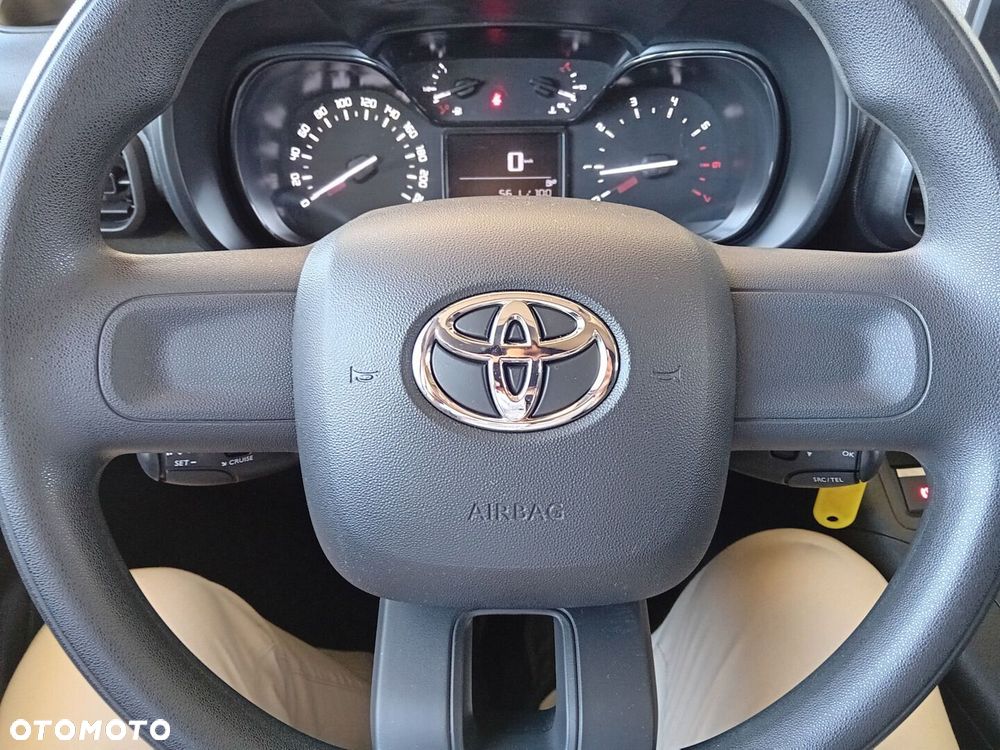 Toyota PROACE CITY - 17
