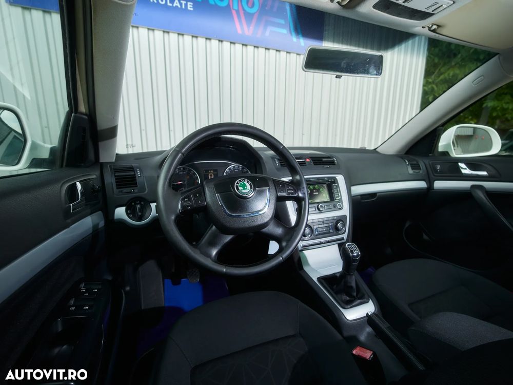 Skoda Octavia 2.0 TDI DPF Elegance - 12